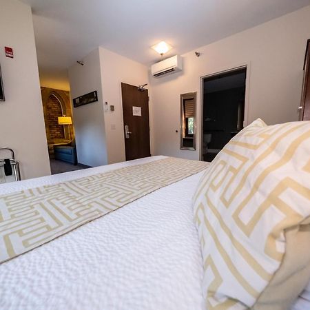 The Inn At Shattuck - St. Mary'S Faribault Ngoại thất bức ảnh
